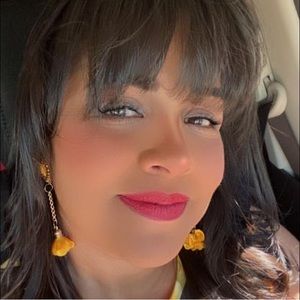 Meet your Posher, Diana lorena